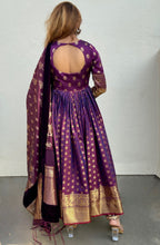 Load image into Gallery viewer, HUNAR