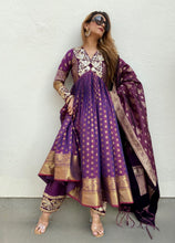 Load image into Gallery viewer, HUNAR