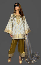Load image into Gallery viewer, UMEED
