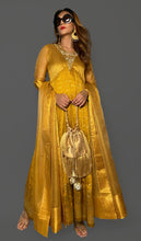 Load image into Gallery viewer, SUNEHRI
